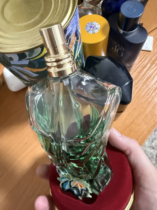 Продам парфуми Creed Aventus