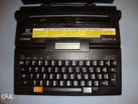 Máquina de escrever Canon