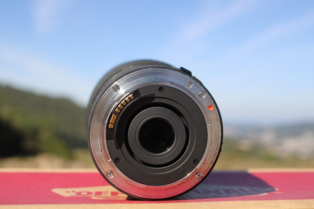 Sigma 18-200mm F/3.5-6.3 DC ( Canon EF)