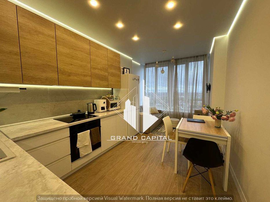 Продам ВИДОВУ 1к квартиру ЖК Каховська/ метро Лівобережна /ГЕНЕРАТОР