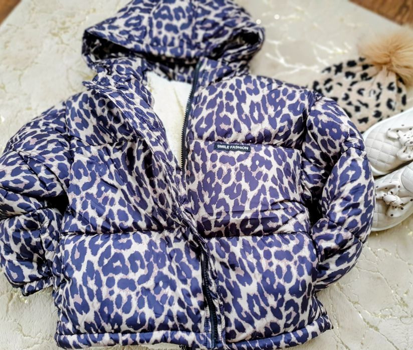 Повністю нова, зимова куртка для дівчинки 4–5 р. Леопардовий принт