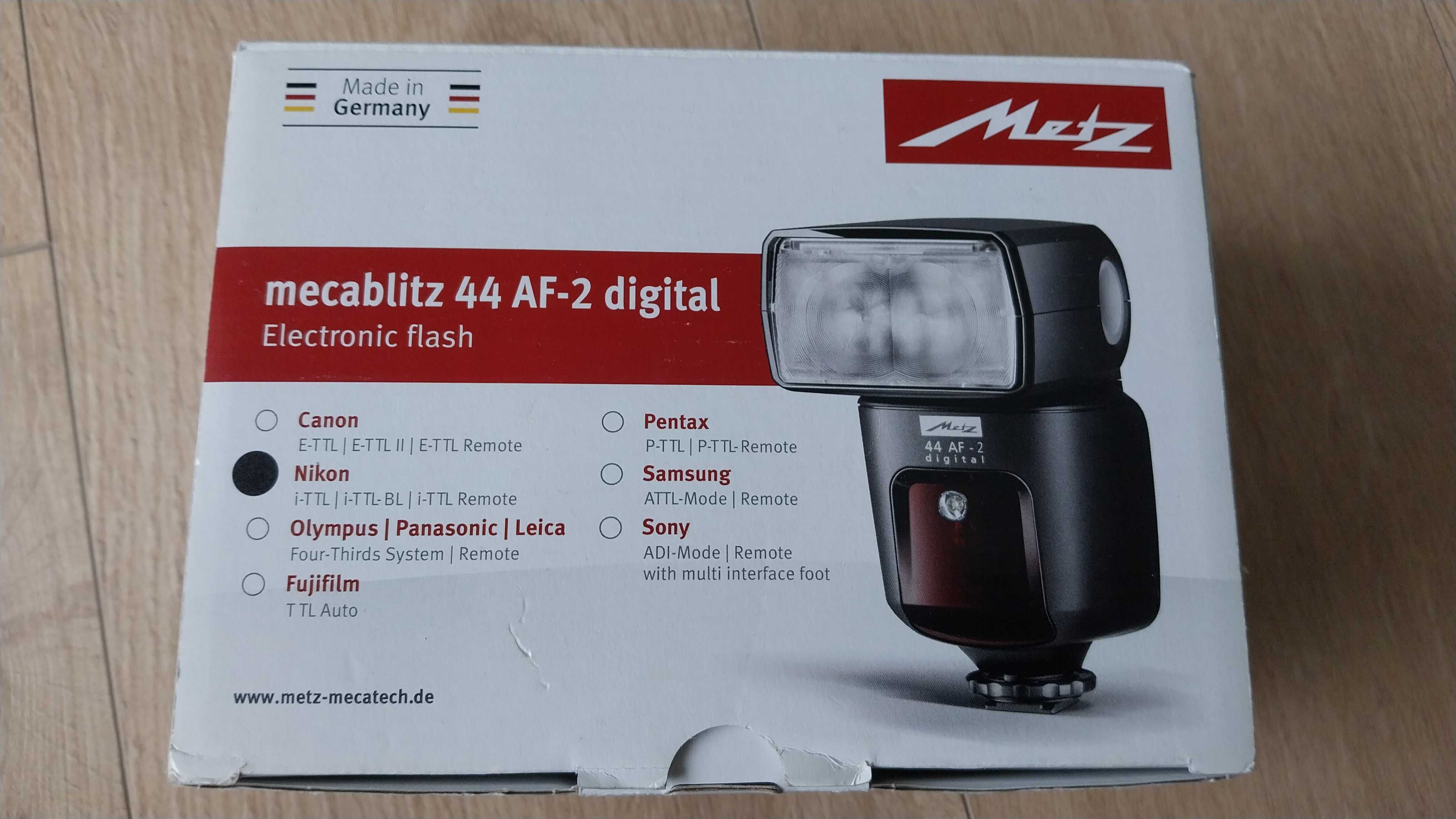 Lampa błyskowa Metz 44 AF-2 Nikon