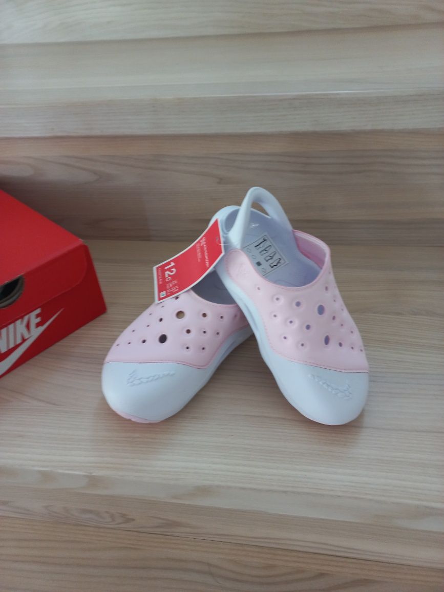 Sandałki Nike 12C