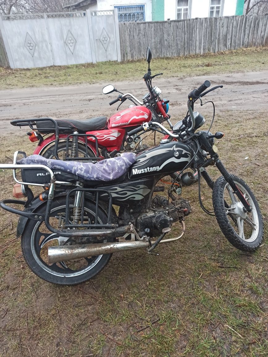 Обміняю Альфу Mustang чорна