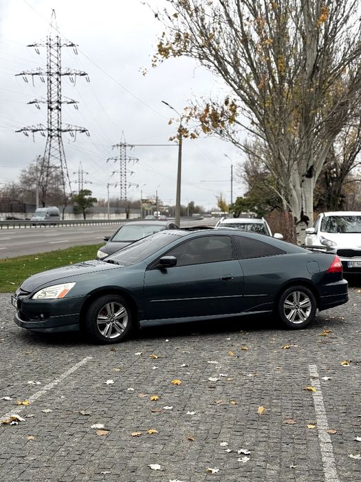 В продаже Honda Accord 2003 3.0 газ/бенз