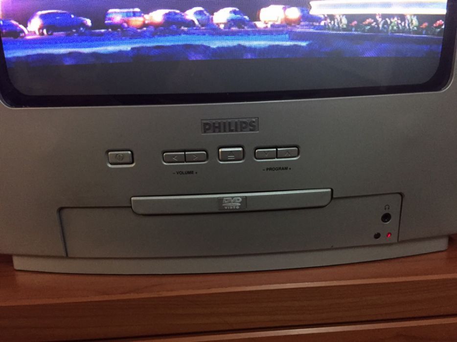 Tv com DVD Incorporado Philips