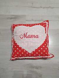Poduszka z napisem Mama idealna na Dzień Mamy