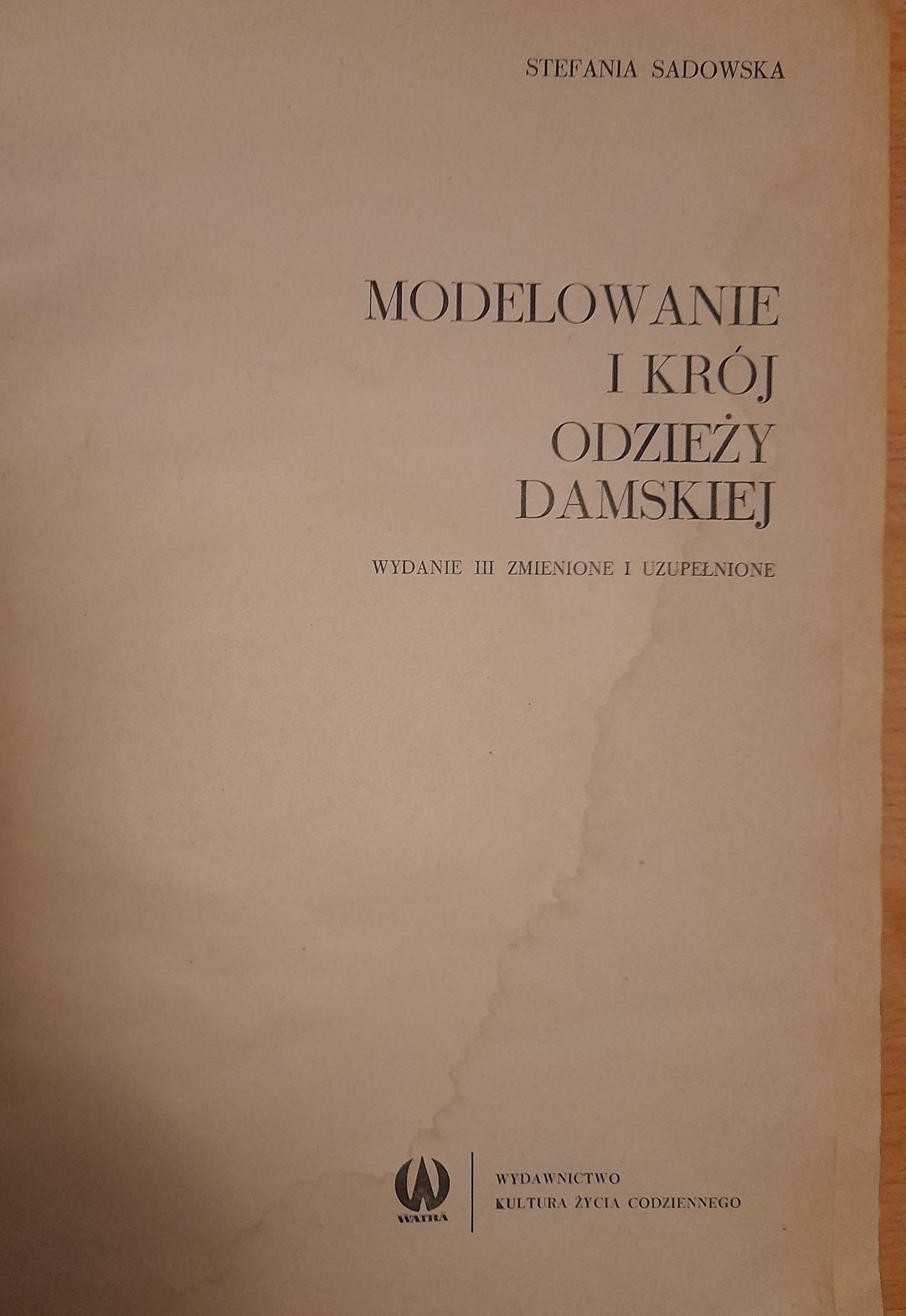 Sadowska modelowanie i krój odzieży damskiej 1970