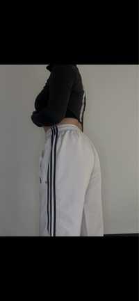 Штани adidas