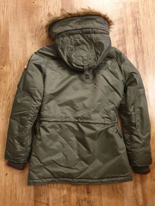 Парка жіноча Superdry розмір M