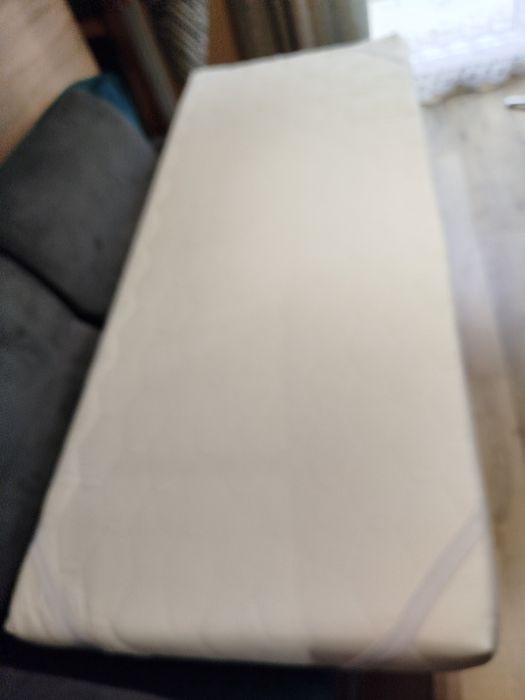 Materac z pokrowcem 190x90x9 tanio