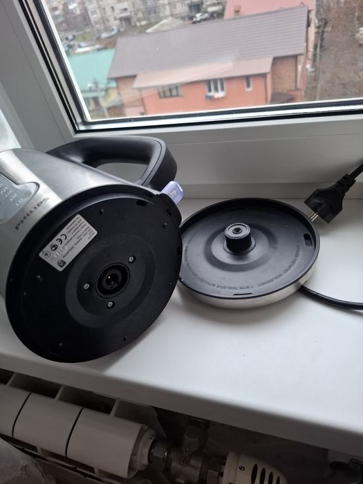 Електрочайник Phillips