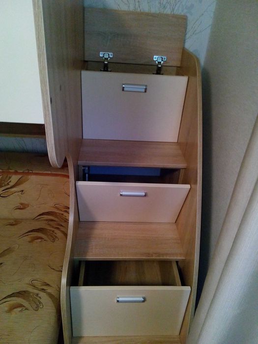 Ліжко двуярусне двоповерхове чердак дитяче доросле диван