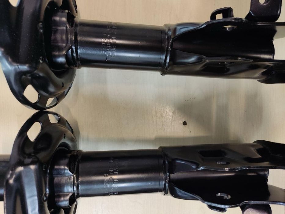 Амортизатори Tokico, Hitachi. Honda Civic 4D 2006-2011
