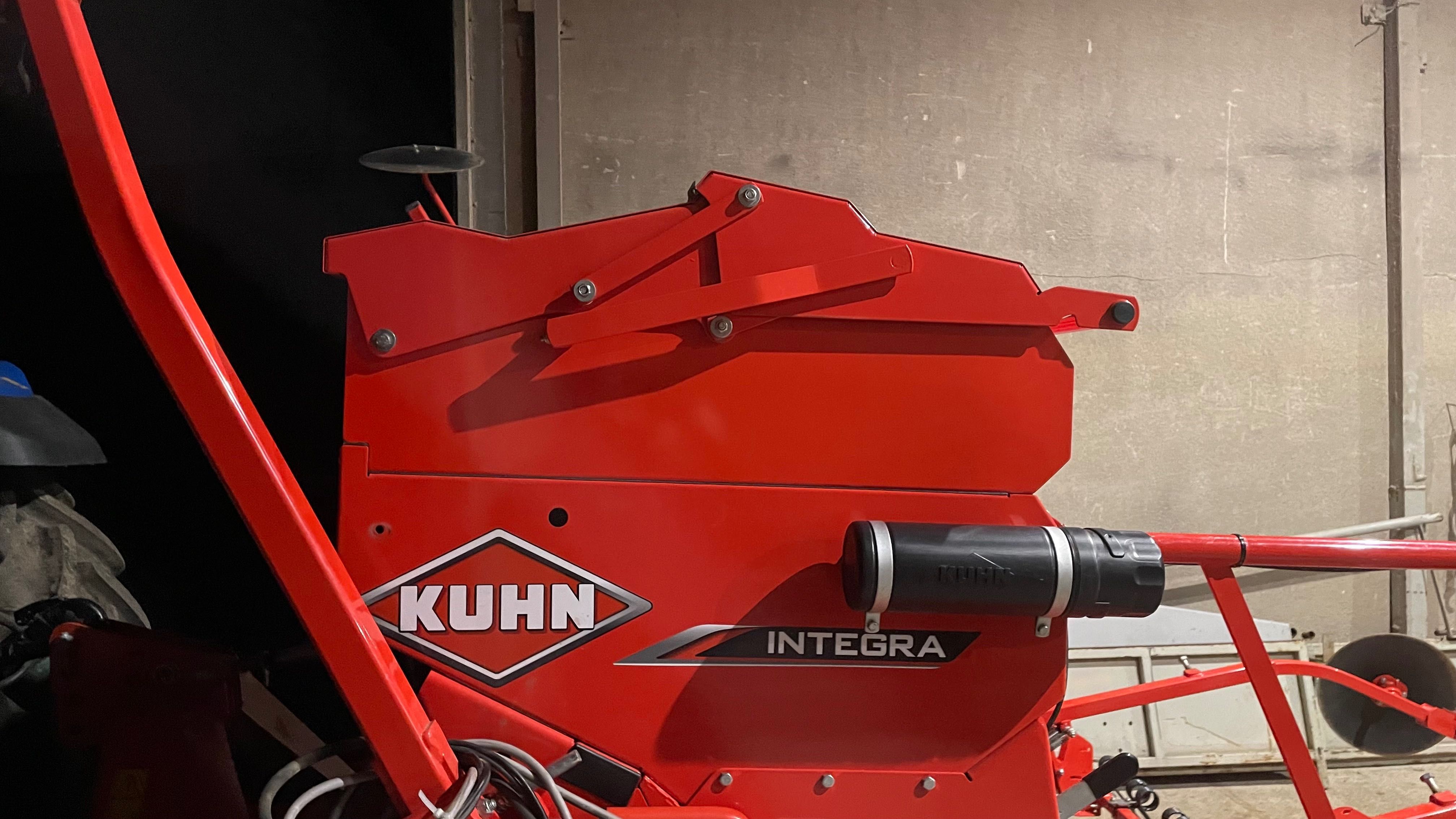 Nadstawka KUHN INTEGRA 3003