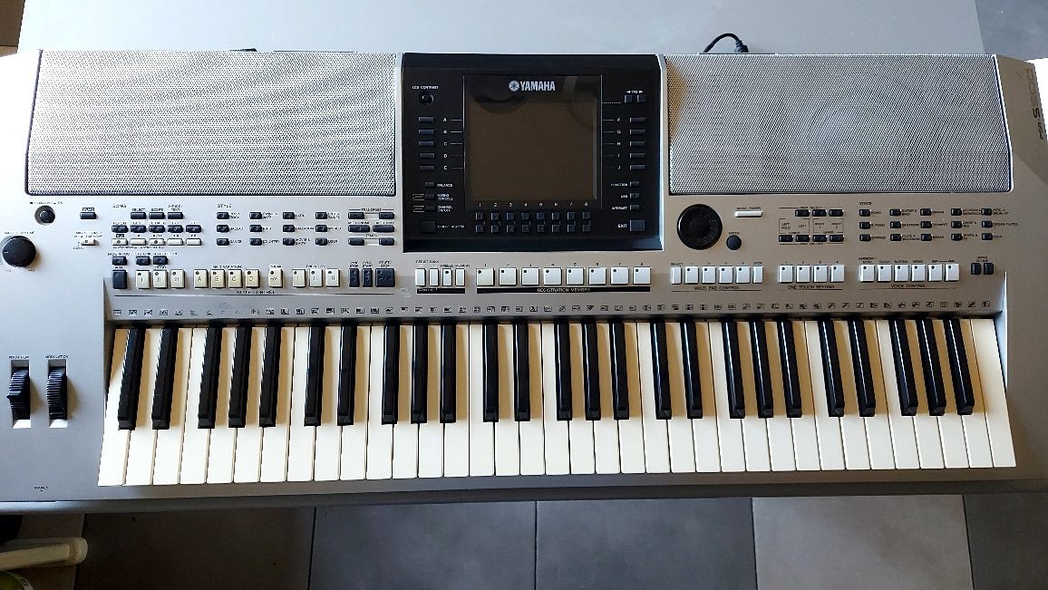 Yamaha PSR S 900