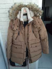 Зимова куртка пуховик Bershka