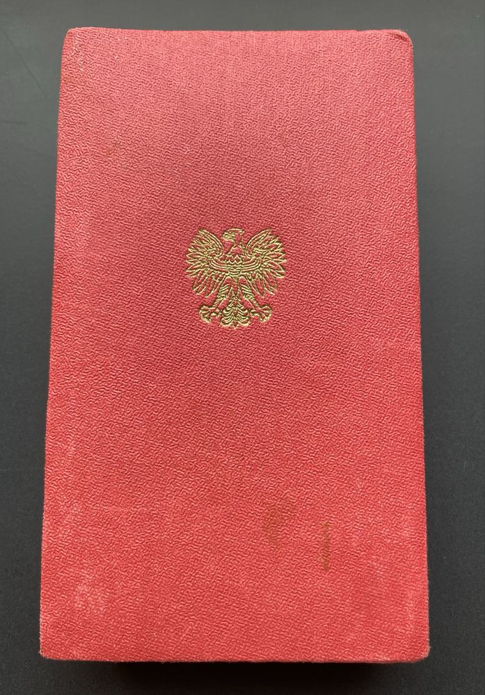 Krzyż Oficerski Orderu Odrodzenia Polski PRL w dedykowanym pudełku