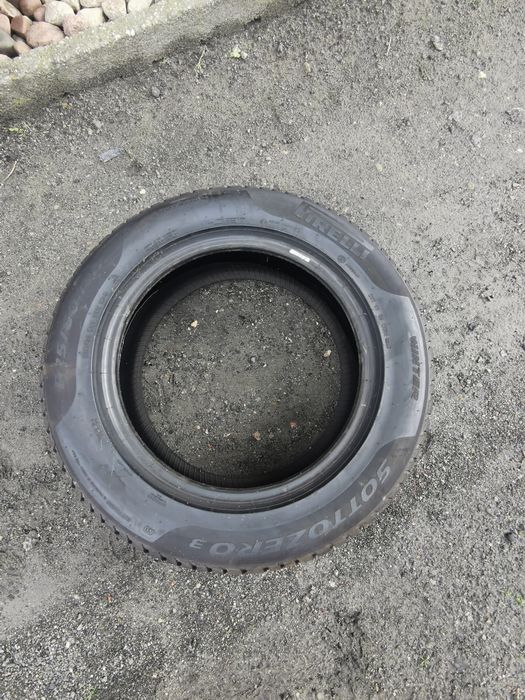 Opona 225/60R17 99H Pirelli Sottozero 3  OLX83