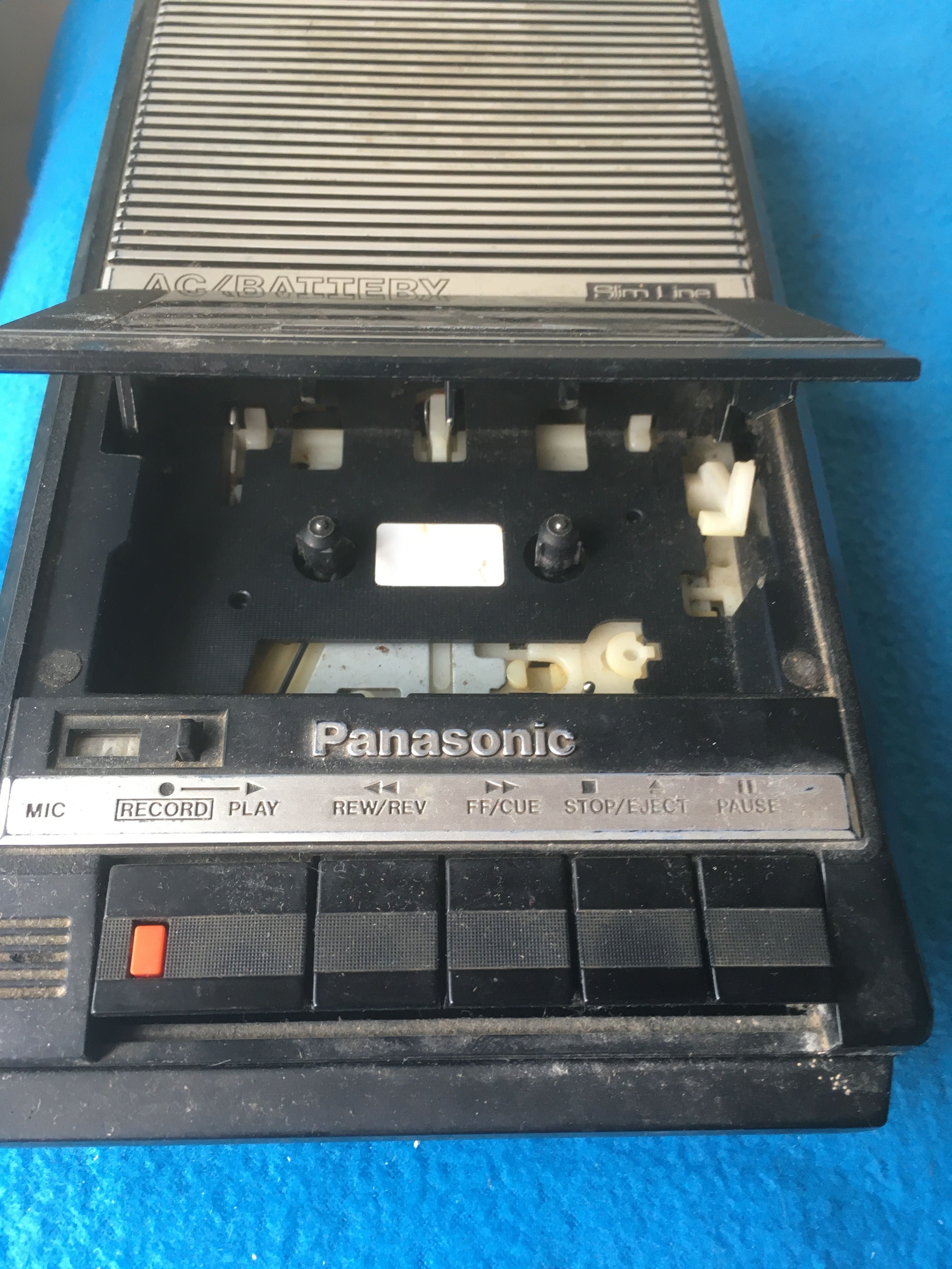 Раритет Касетний магнітофон Panasonic RQ-2104 Переносний, 80-х років
