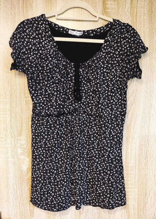 Bluzka krótki rękaw czarna białe kwiatki 44 XXL