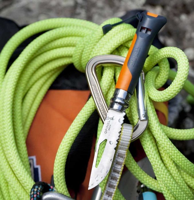 OPINEL Scyzoryk  Wyprawowy - sportowy z gwizdkiem Outdoor no.08 orange