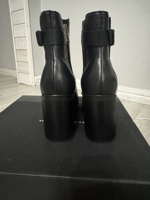 Czarne skórzane botki Tommy Hilfiger 37