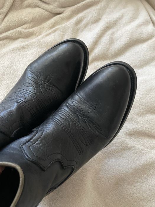 Прлдаються черевики жіночі демисизонні.