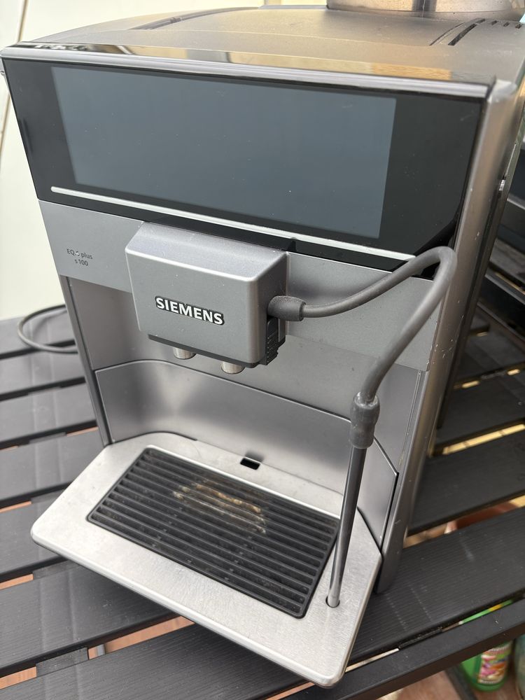 Ekspres Siemens EQ6 plus S100