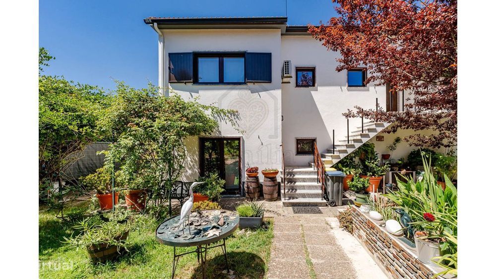 Moradia  em Azeitao Para Arrendar