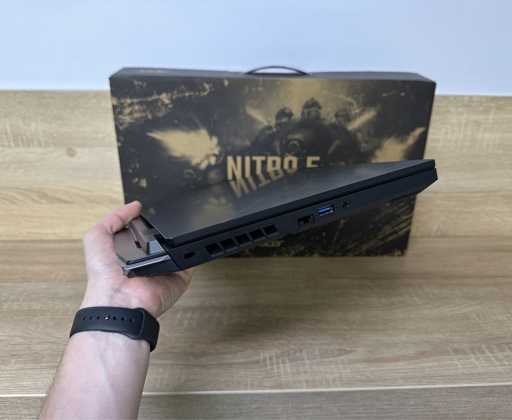 Acer Nitro 5 RTX 3050