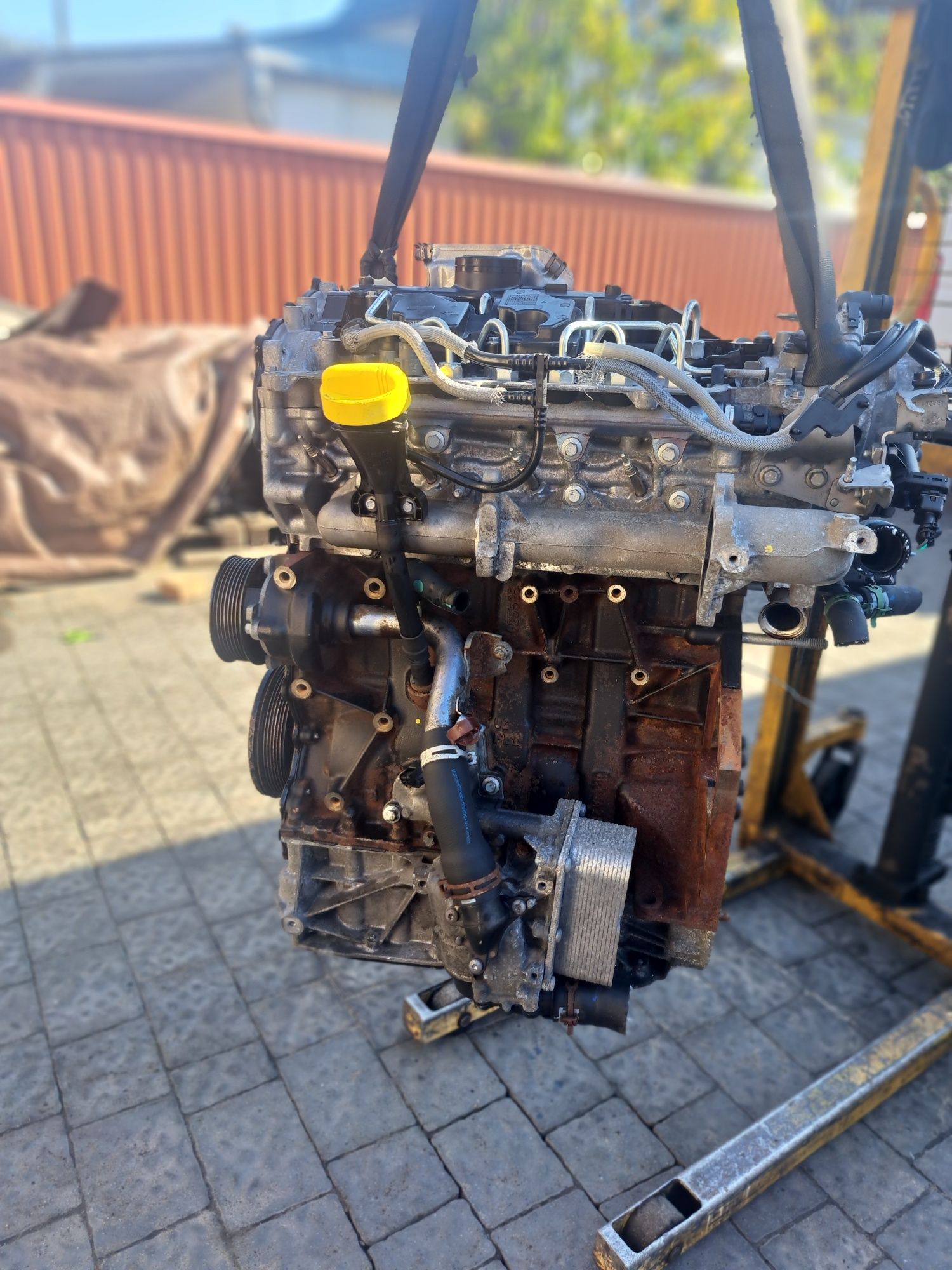 Двигун мотор M9R 2.0dci Renault Trafic, Laguna, Megane, Scenic. Nissan