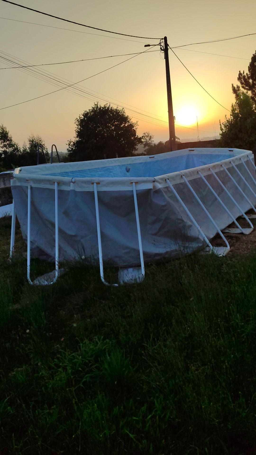 Piscina Intex em bom estado