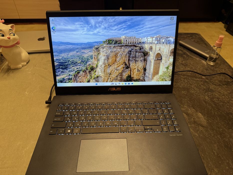 Asus Gaming 15.6"/i5 9300H/GTX 1650/RAM 16GB/SSD 500GB
