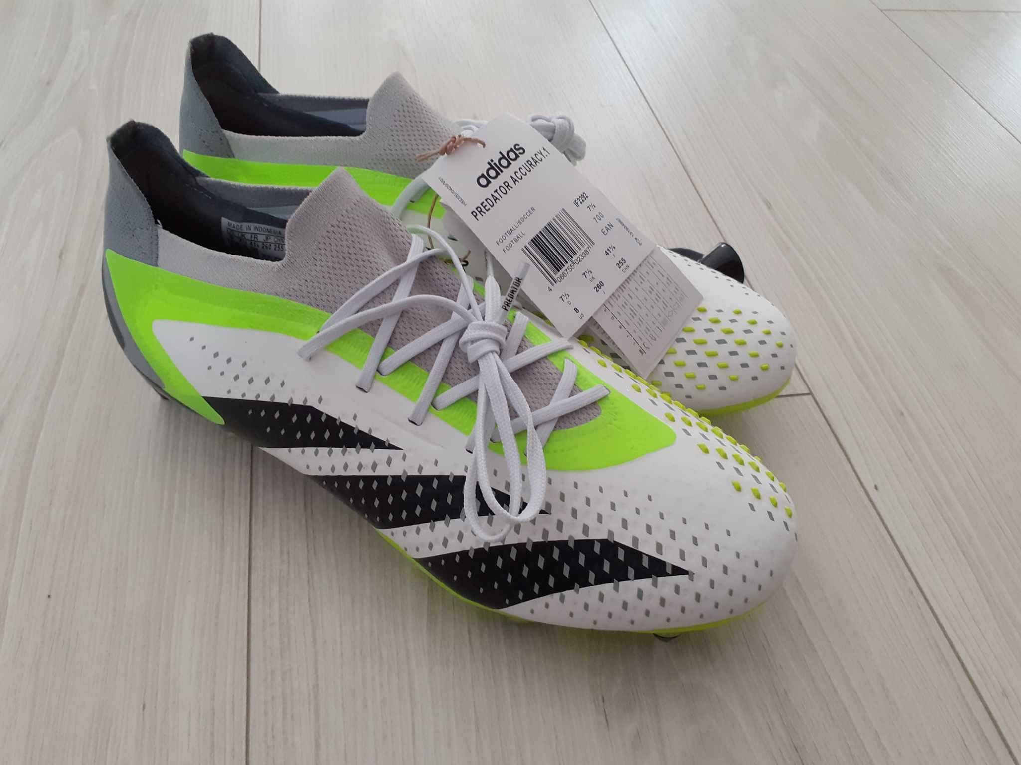 Profesjonalne korki Adidas Predator Accuracy.1 L SG IF2292 r. 41 1/3