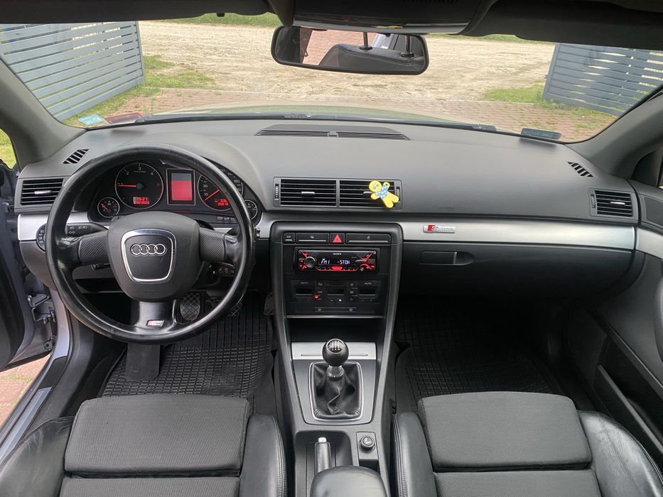 Audi A4 AVANT B7 1.9 TDI 115KM z 2006 rok 2X S-line