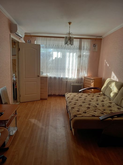 Продам 1-но комнатную квартиру пос Котовского /Заболотного/Таврия В
