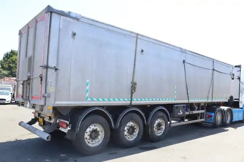 Stas  naczepa wywrotka STAS 46m3 osie SAF klapodrzwi