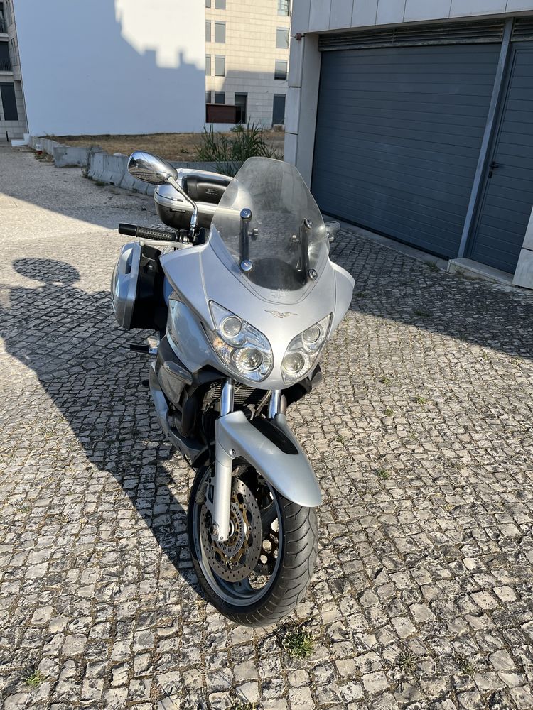 Moto Guzzi, modelo Norge com garantia