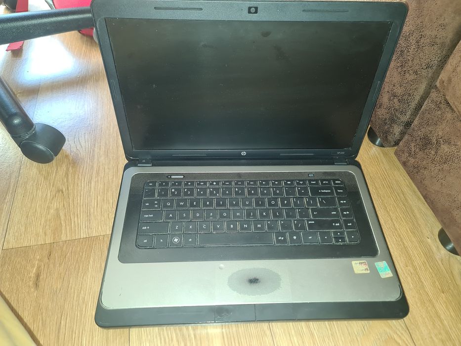 Laptop HP 635 win10