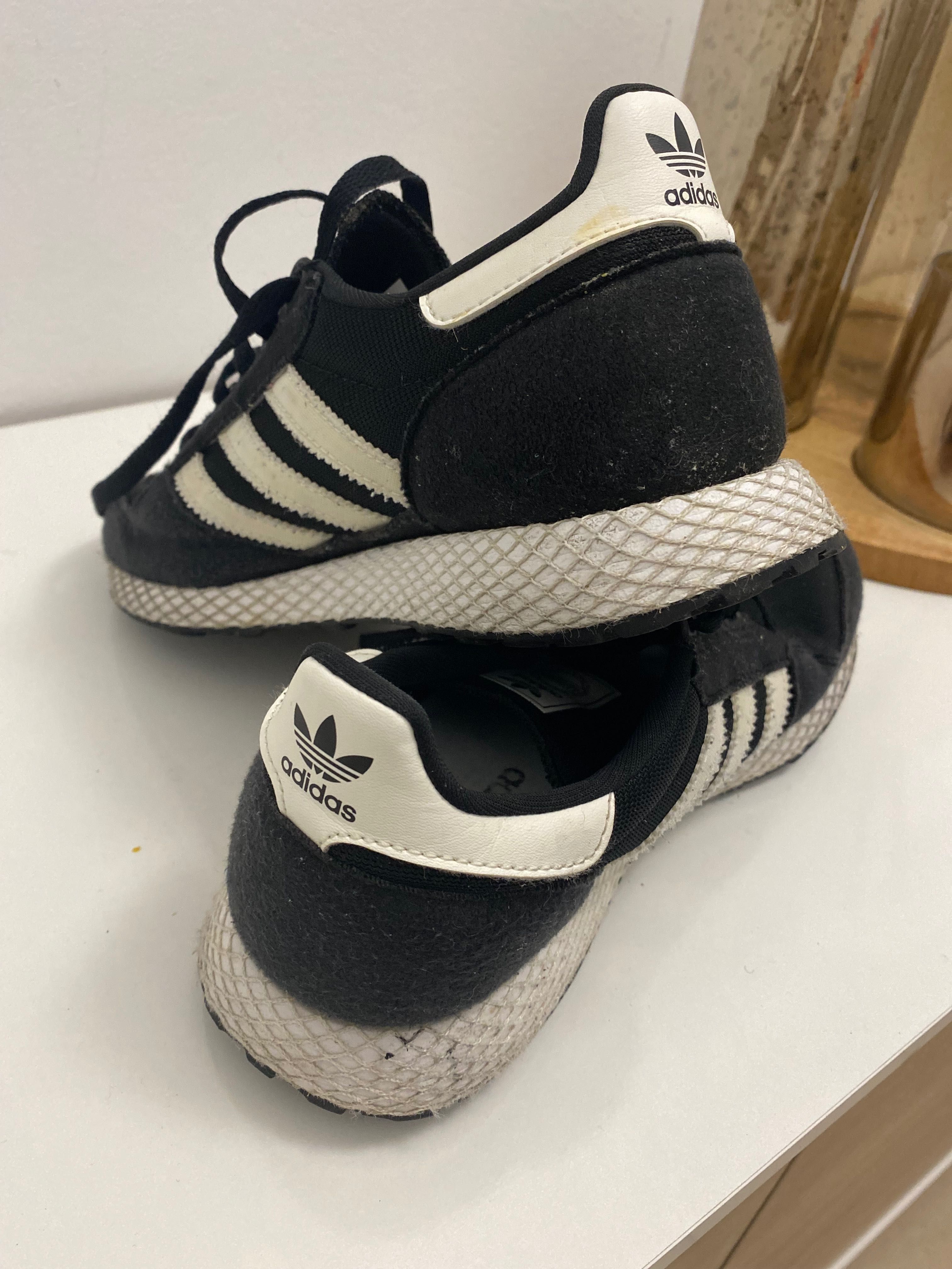 Ténis adidas preto