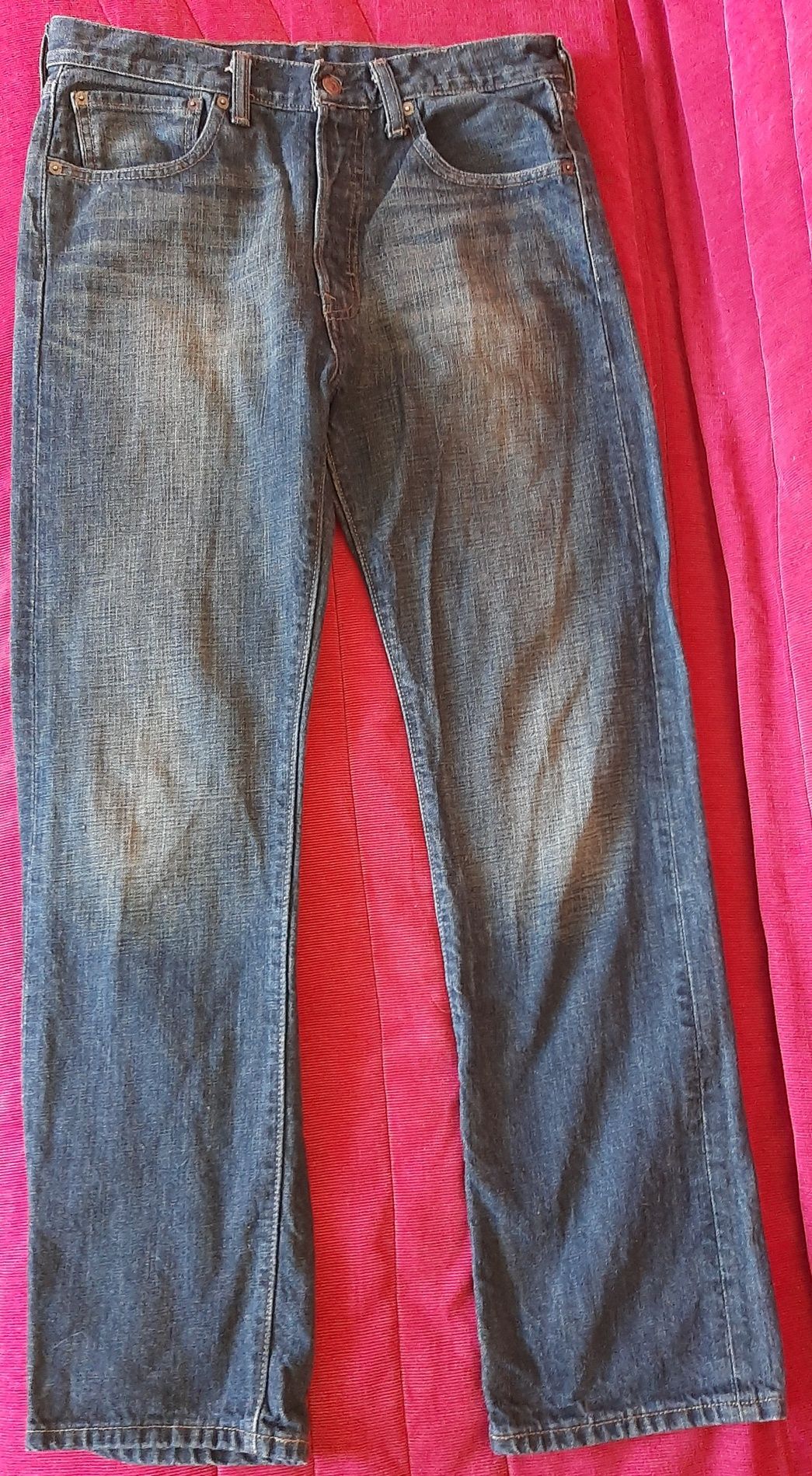 Продам джинсы фирмы "Levis" (Гаити).Модель-501.