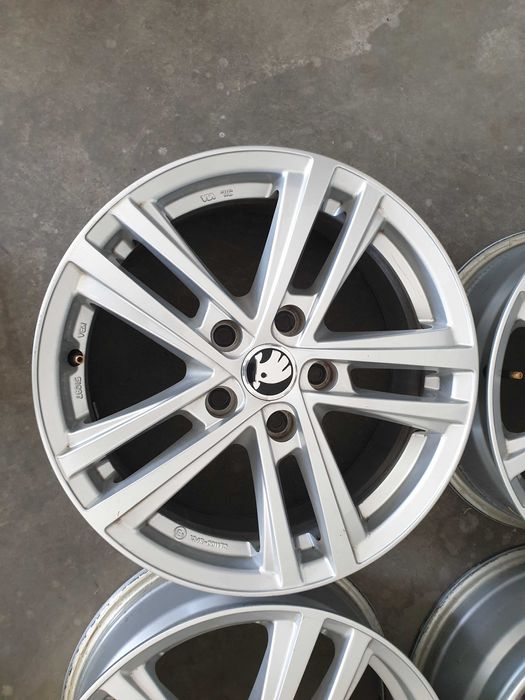 Alufelgi 16" Skoda Octavia II FL III IV VRS SuperB 5x112 Scout Karoq