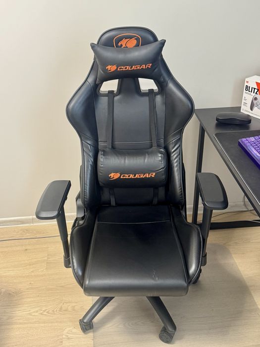 Крісло Cougar Armor Black