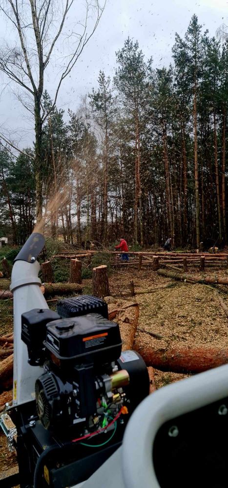 Rębak, wycinanie drzew, koszenie obszarów zielonych