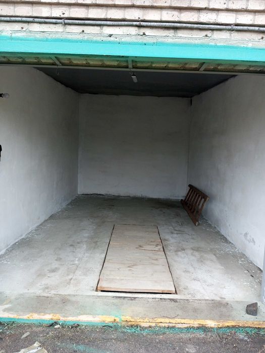 Сдам кап. гараж в г\к ТИТАН .