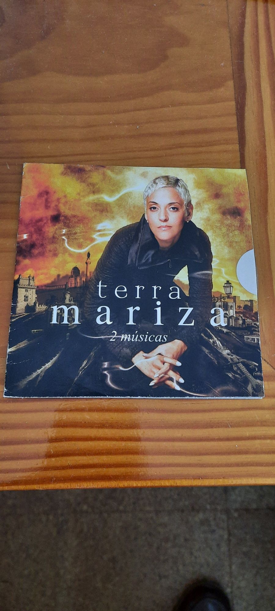 CD de Marisa 2 temas -rosa Branca-  recurso /