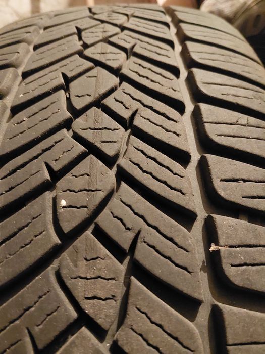 Sprzedam Alufelgi 16' -5szt oryginał + opony zimowe