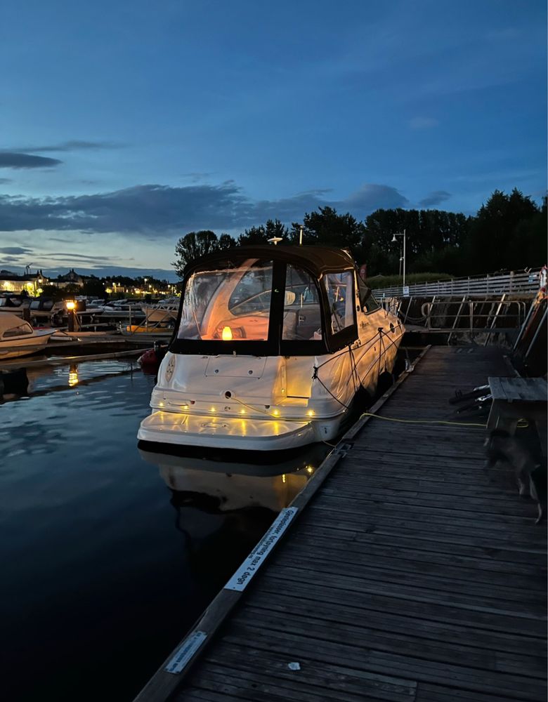 Łodz Motorowa Sea Ray 315 Sundencer Motorówka 2x 4.3 MPI