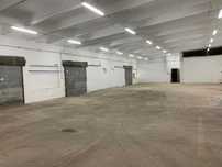 Lotnisko-Magazyn od 100-280 m2 + zaplecze,  Plac na parking , skład